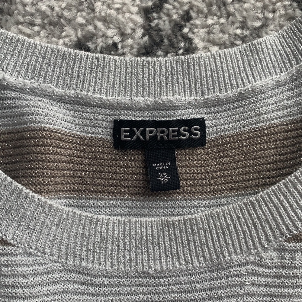 Express Striped Top - Picture 2 of 4